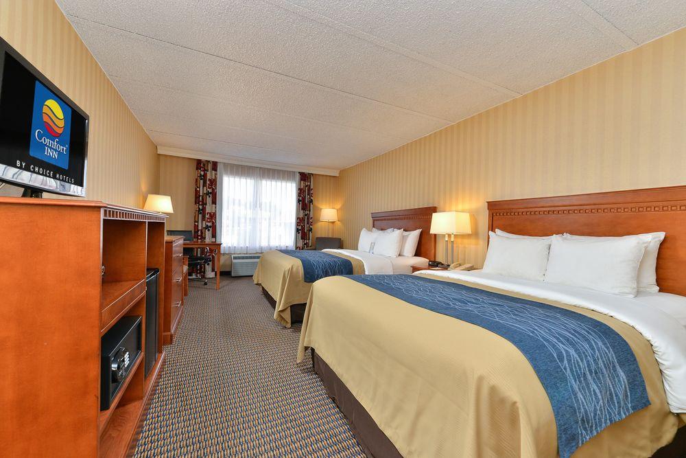 Comfort Inn Falls Church - Tysons Corner Exterior foto