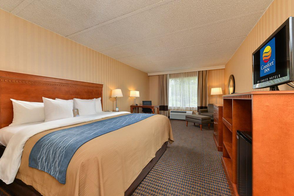 Comfort Inn Falls Church - Tysons Corner Exterior foto