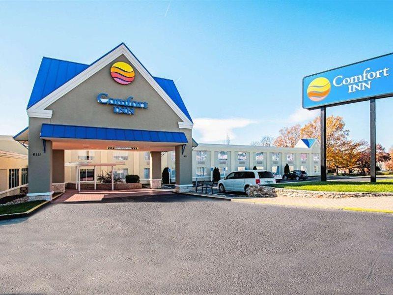 Comfort Inn Falls Church - Tysons Corner Exterior foto