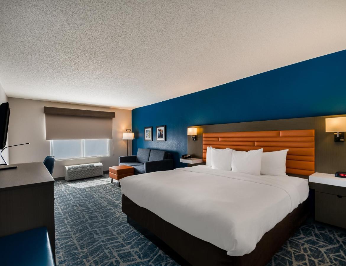 Comfort Inn Falls Church - Tysons Corner Exterior foto