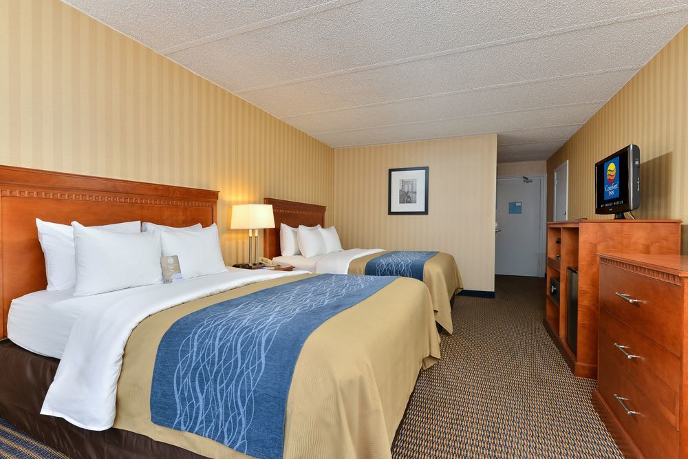 Comfort Inn Falls Church - Tysons Corner Exterior foto